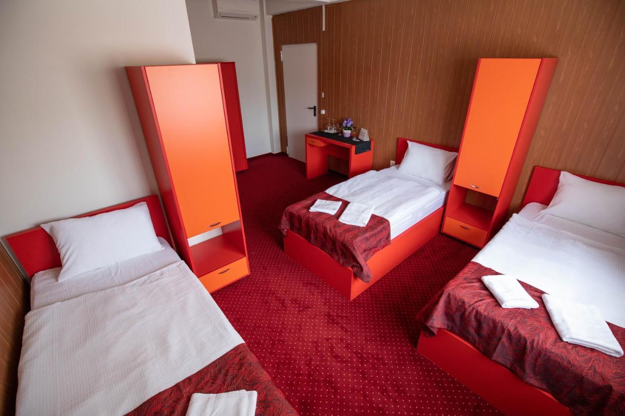 Nepliget Hotel Budapeşte Dış mekan fotoğraf