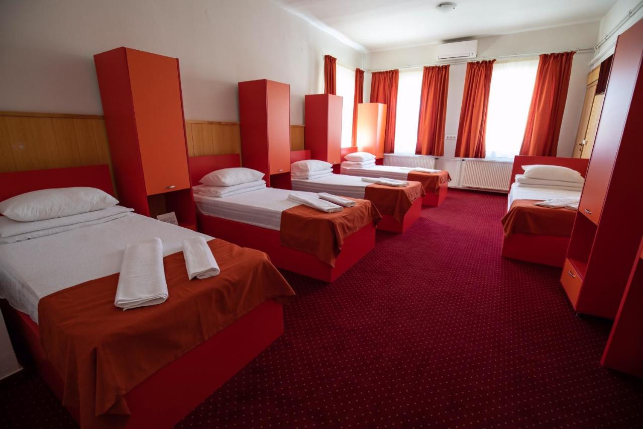 Nepliget Hotel Budapeşte Dış mekan fotoğraf