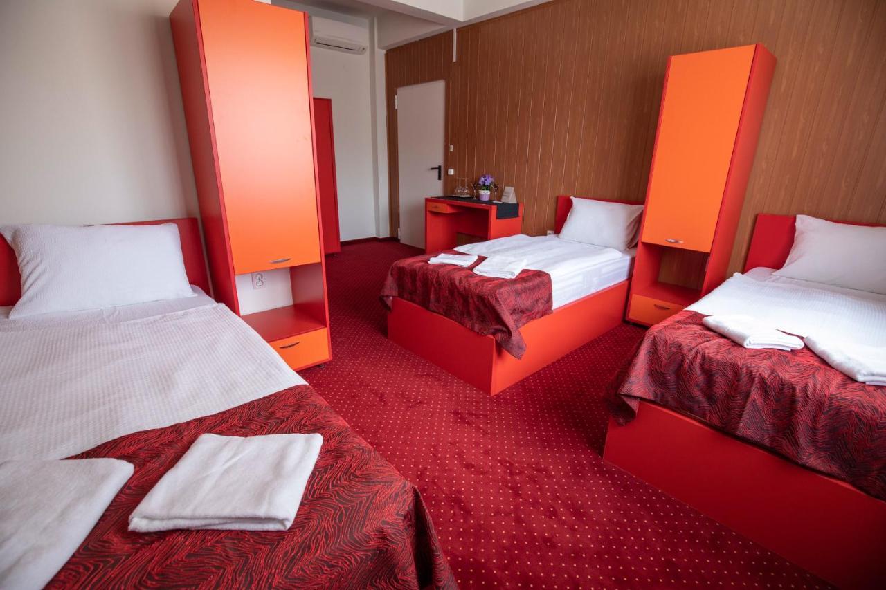 Nepliget Hotel Budapeşte Dış mekan fotoğraf
